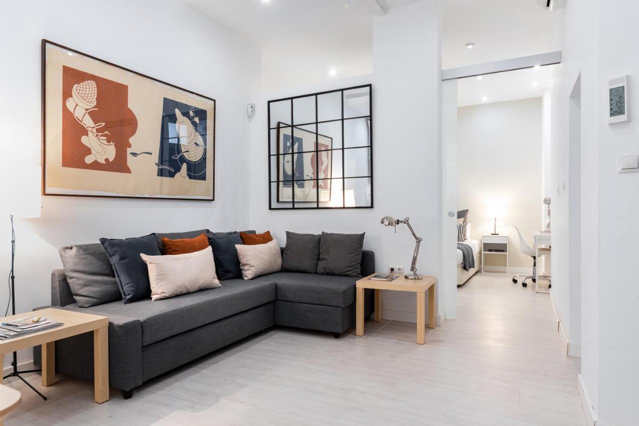 Cozy One-Bedroom La Latina Madrid Exterior photo